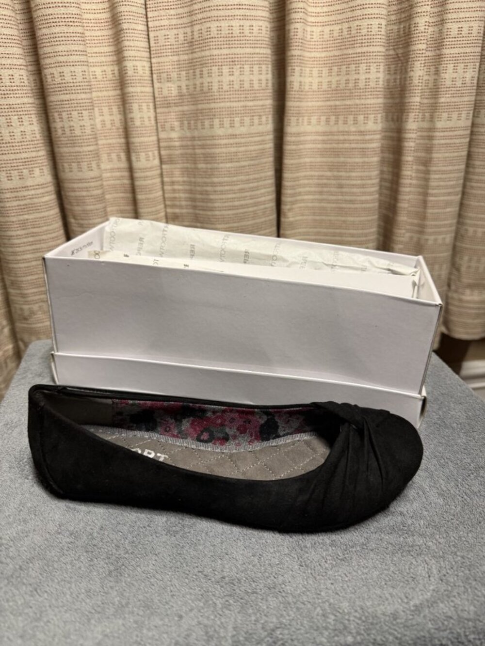 Report Black Ballet Flats — Size 6